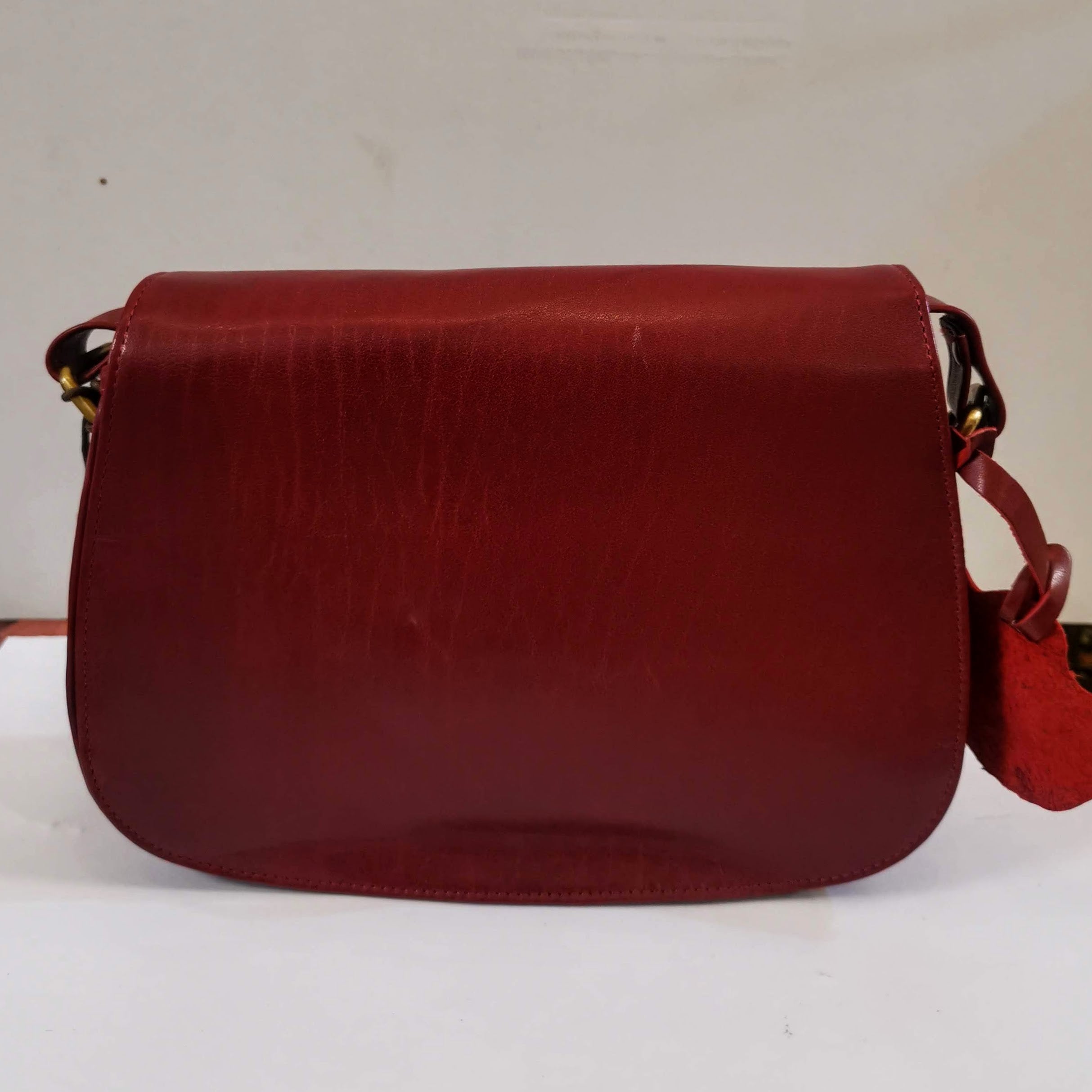 Tinnakeenly Saddle Bag (2 Colours)