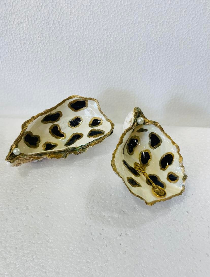 Handmade Oyster shells (Sets)